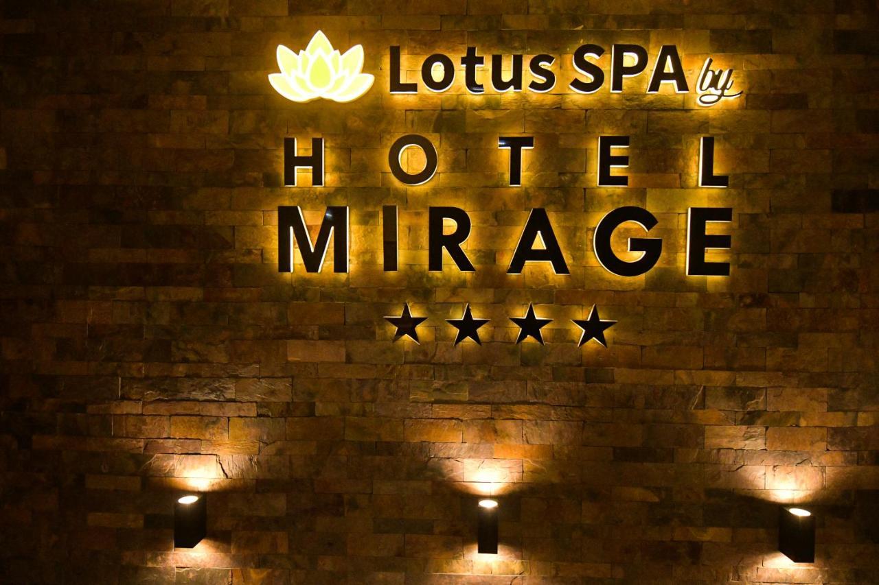 Mirage Resort & Spa Viseu de Sus Exterior photo